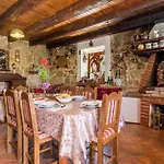 Pet Friendly In With Sauna Prázdninový dům Banjol