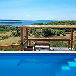 Pet Friendly In With Sauna Tatil Evi