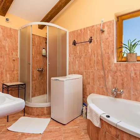 Beautiful In With Sauna Banjol