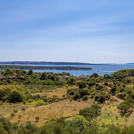 Holiday home Lovely In With Sauna Banjol