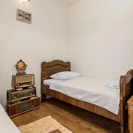 Lovely In With Sauna * Banjol