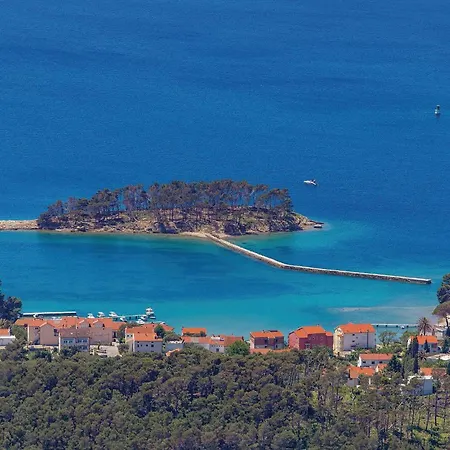 Holiday home Lovely In With Sauna Banjol